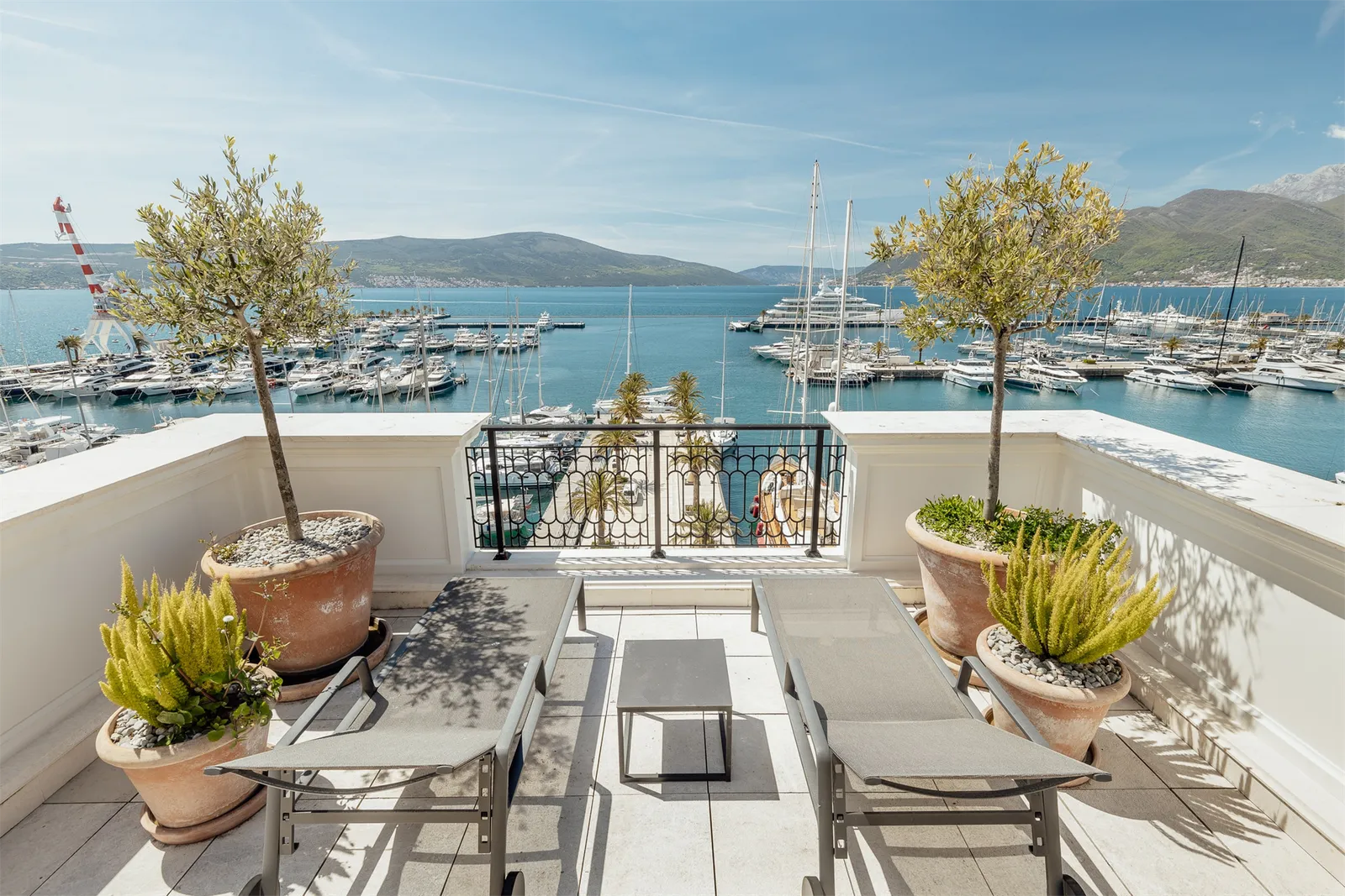 Luksuzni Penthaus - Hotel Regent 5*, Porto Montenegro